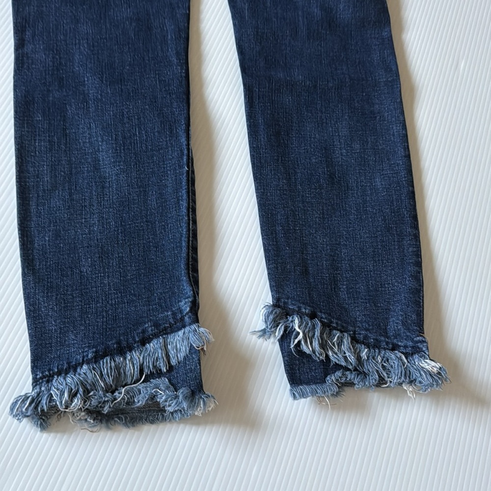 KanCan Estilo Dark Wash Jeans. Women’s size 27 - 7 - Picture 12 of 15